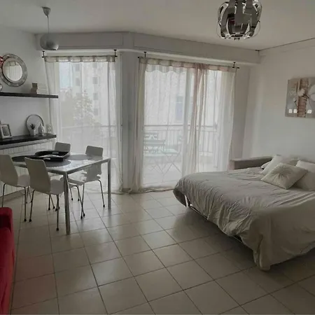 Apartman Bright - Sea View *